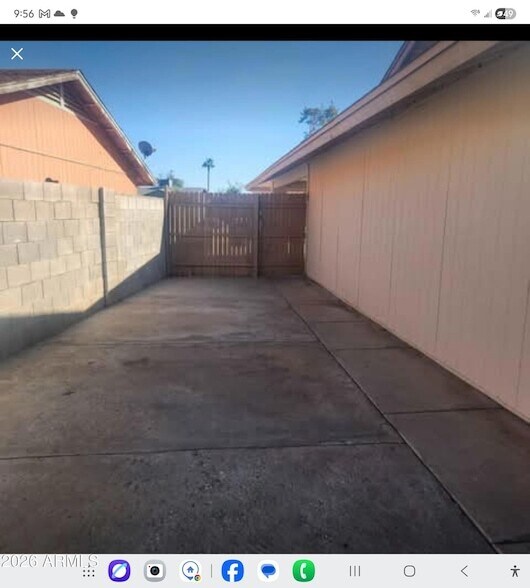 Building Photo - 8010 W Westview Dr