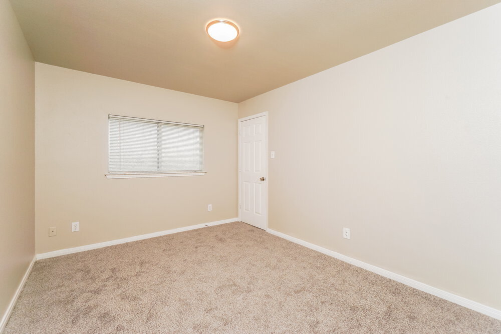 Building Photo - 417 Canterbury Ln