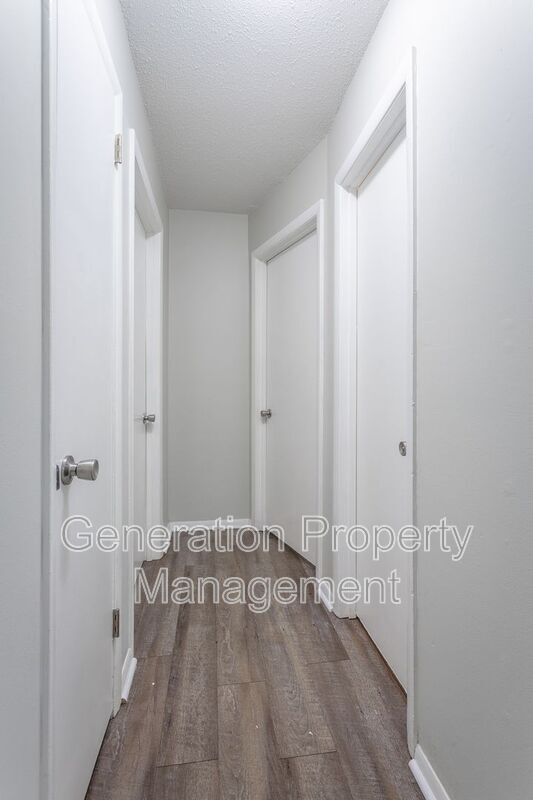 Building Photo - 113 Goodson Ave