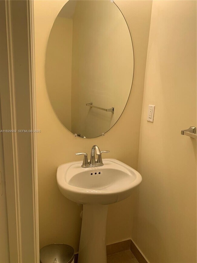 Building Photo - 14657 SW 14th St