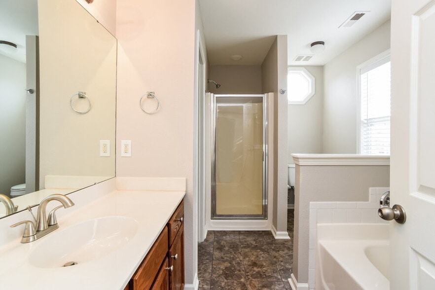 Building Photo - 13414 Stones Landing St