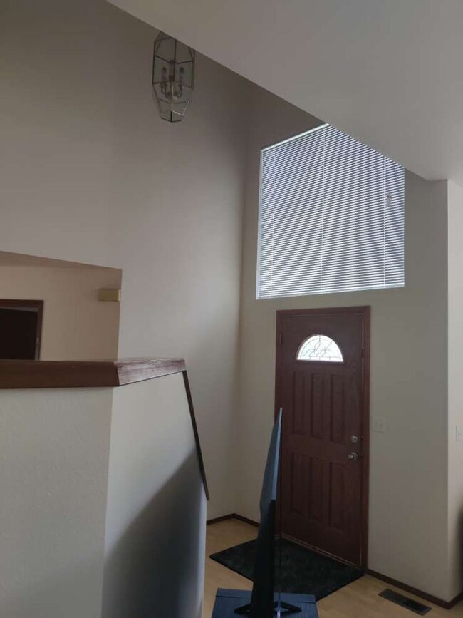 Building Photo - Silverdale 3 Bed 2.5 Bath home