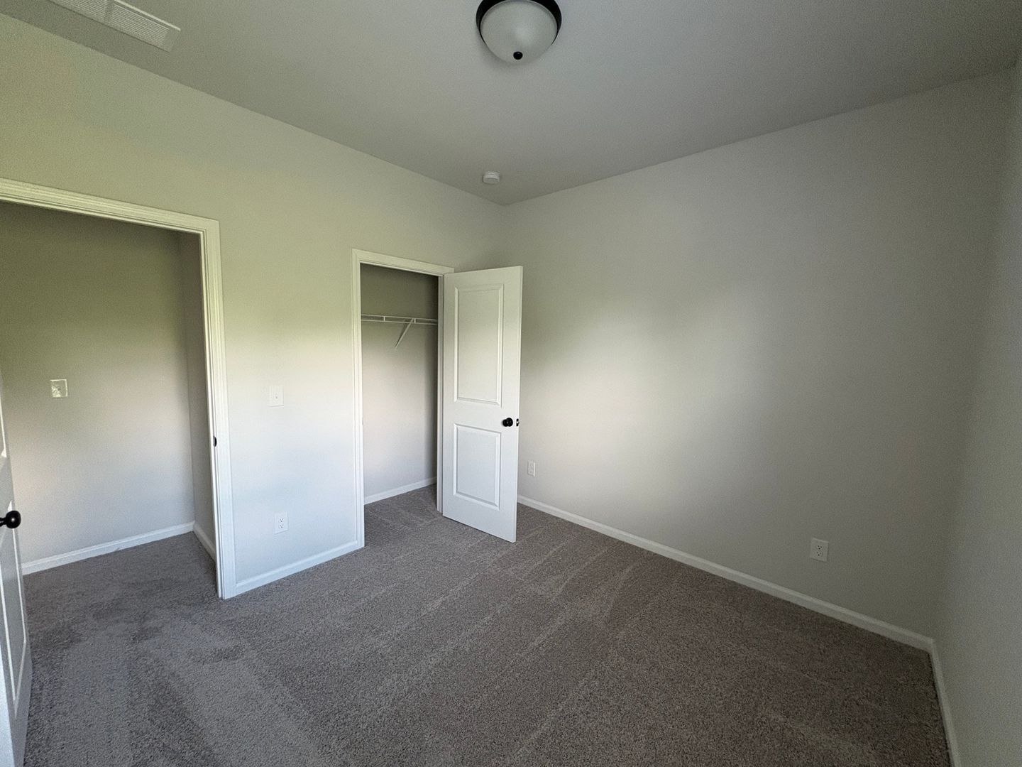 Building Photo - 120 Lauren St