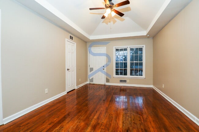 Building Photo - Move in before December 31st and choose your reward: a $250 Amazon Gift Card or a 55 Smart TV!