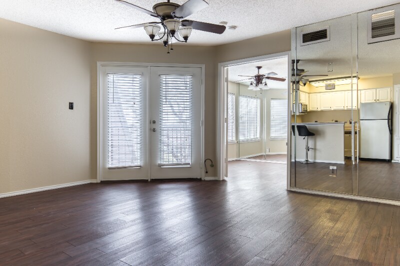 Building Photo - 1704 Baird Farm Cir