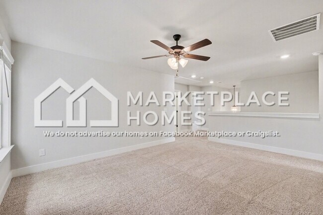 Building Photo - 173 Russell Way