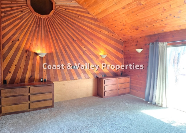 Building Photo - Carmel Valley Home for RENT!!!