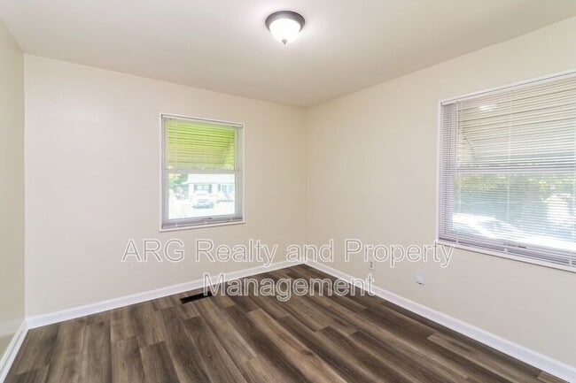 Building Photo - 2845 Cardo Dr NW