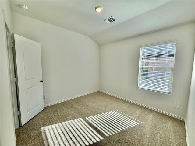 Building Photo - 409 Loch Dr