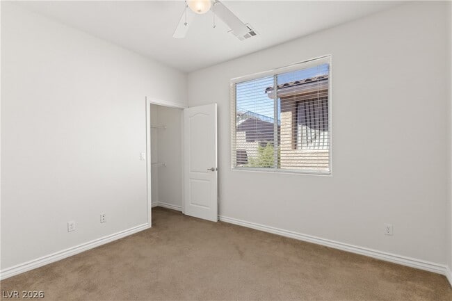 Building Photo - 2831 Dunnottar Ave