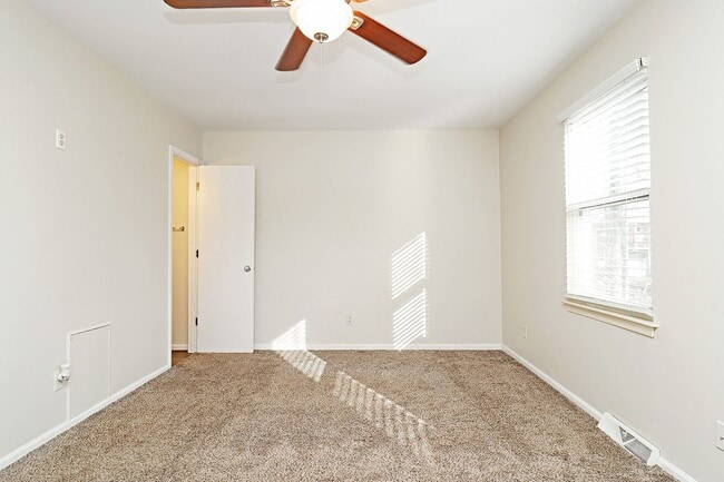 Building Photo - Dog-Friendly Duplex Close To The Shops at Stonefield