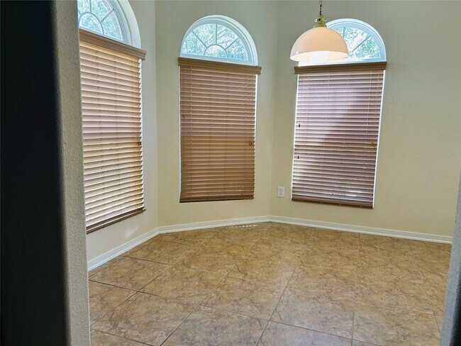 Building Photo - 19318 Brook Village Rd