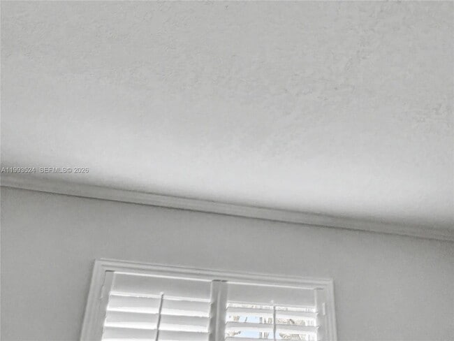 Building Photo - 2270 NE 68th St