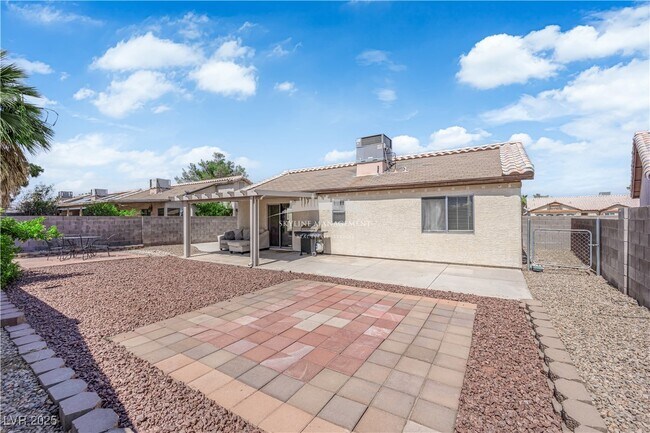 Building Photo - 5037 Sock Hop Way