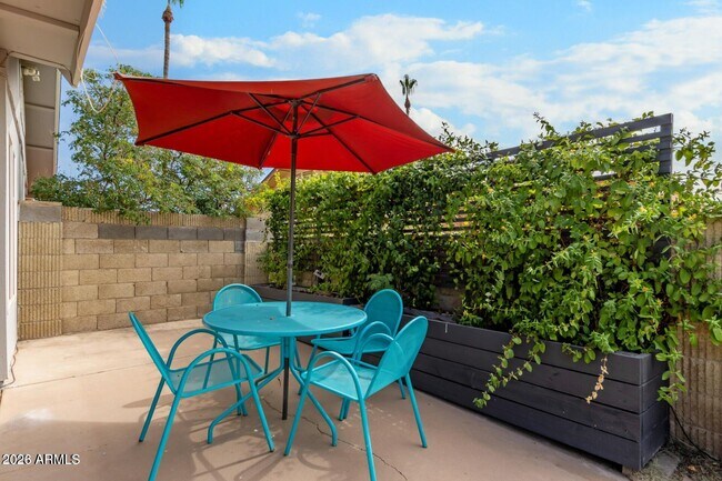 Building Photo - 4101 E Walatowa St