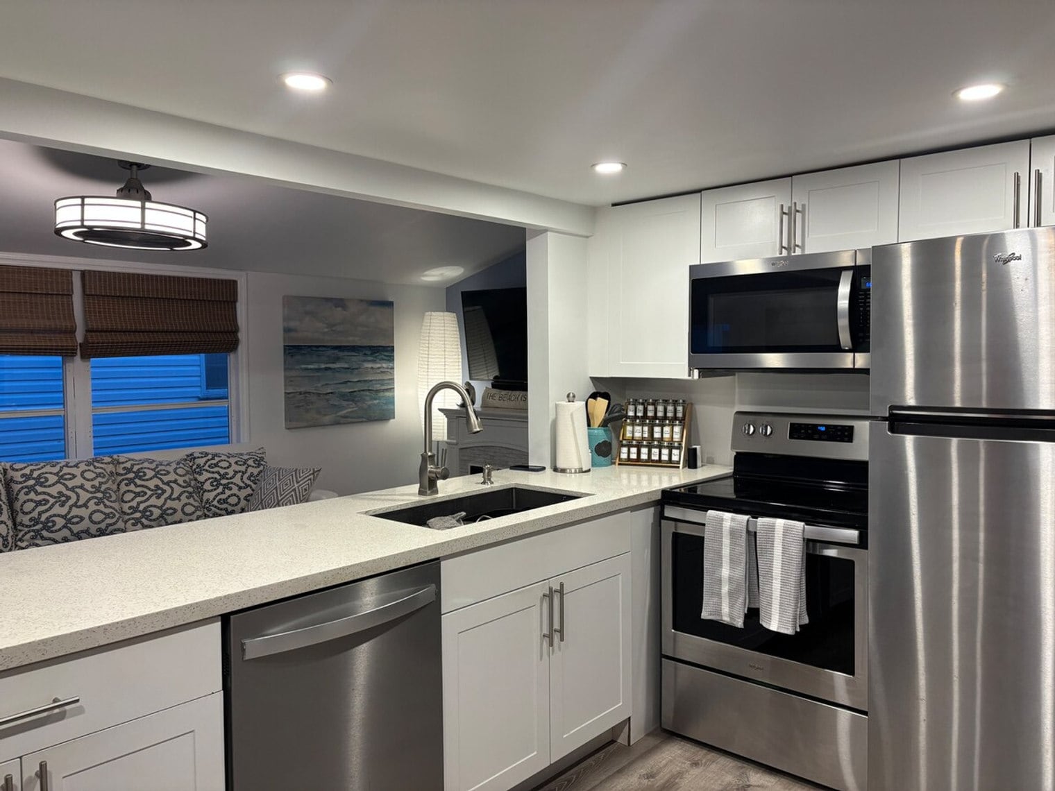 Building Photo - 447 Nettles Blvd