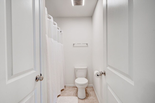 Building Photo - 469 Watercress Dr