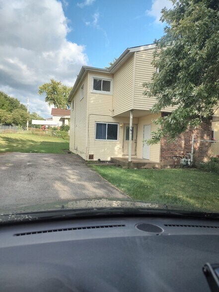 Building Photo - 161 N Ohio St