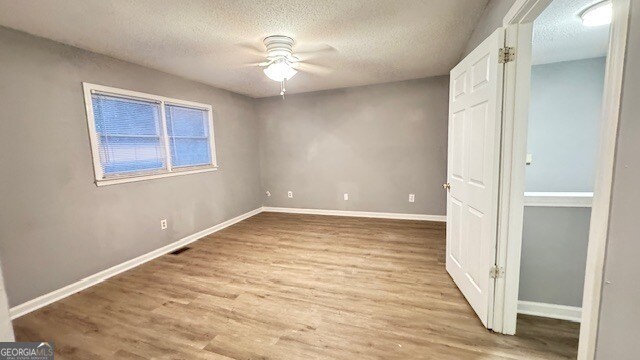 Building Photo - 1115 Country Club Pl