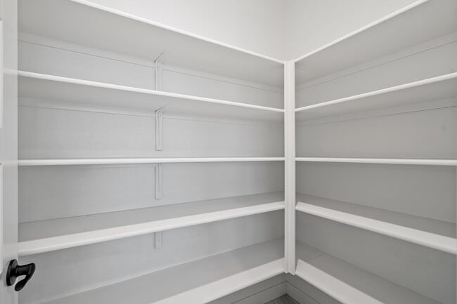 Building Photo - 73584 Henri Dr