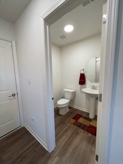 Building Photo - 2924 Reflection Dr