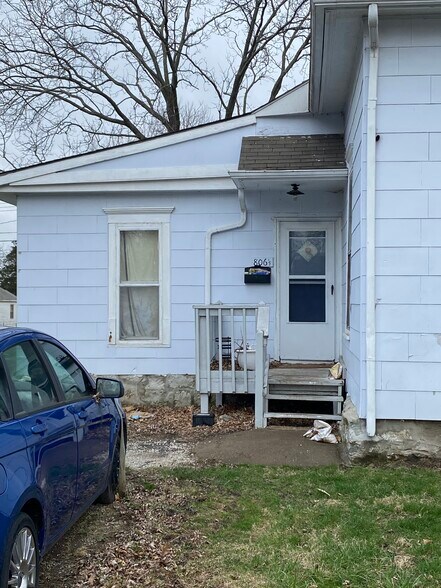 Building Photo - 806 2nd St