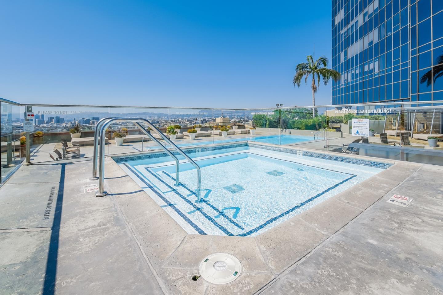 Jacuzzi - 1100 Wilshire Blvd