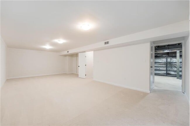 Building Photo - 11916 Moss Point Ln