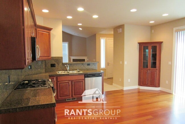 Building Photo - Spacious Single-Family Home in Olympia’s I...