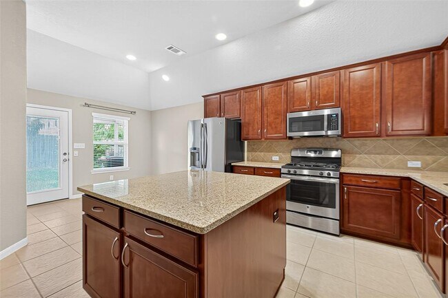 Building Photo - 18214 Almond Place Lane