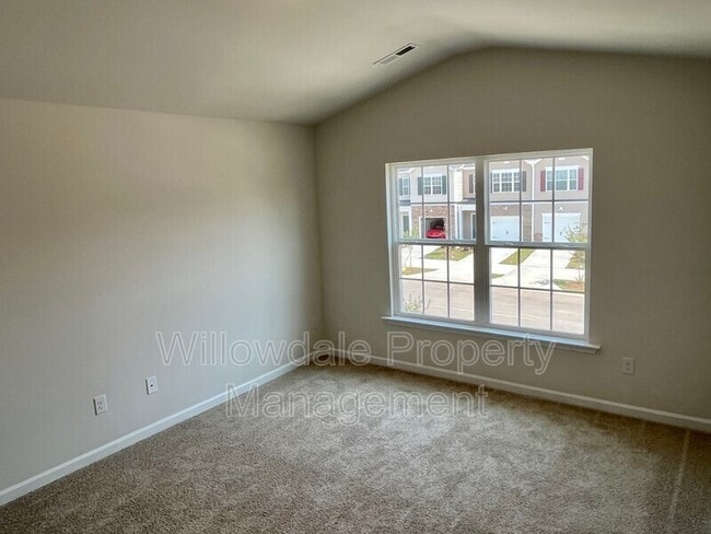 Building Photo - 257 David Hl Dr