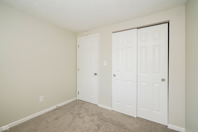 Building Photo - 7516 Inverness Dr