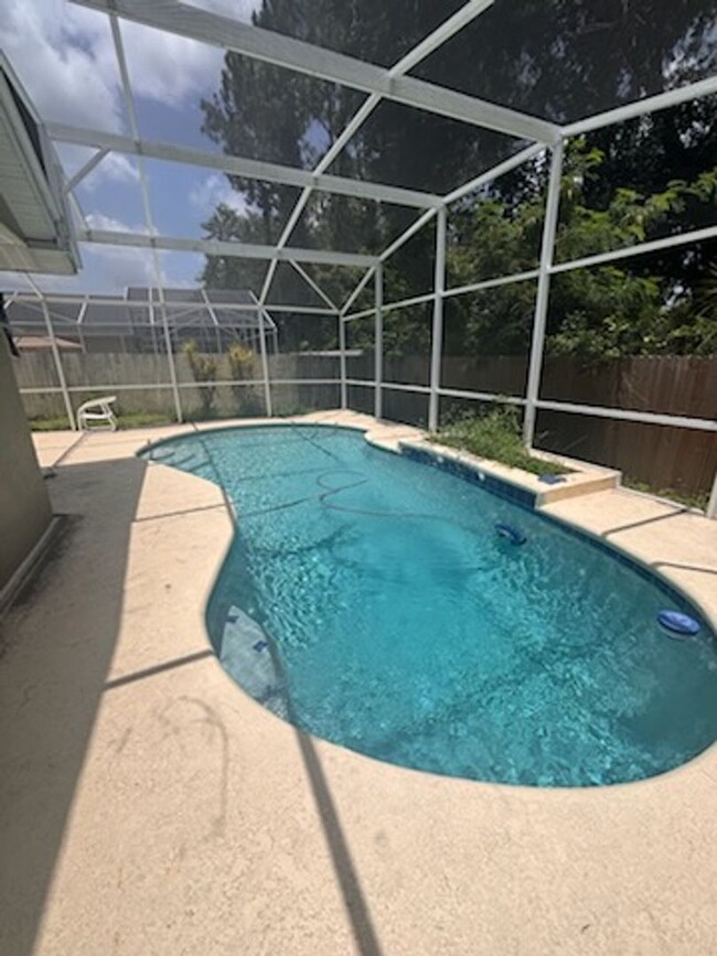 Building Photo - Kissimmee Rental