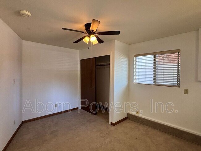 Building Photo - 3173 Ridge Ct