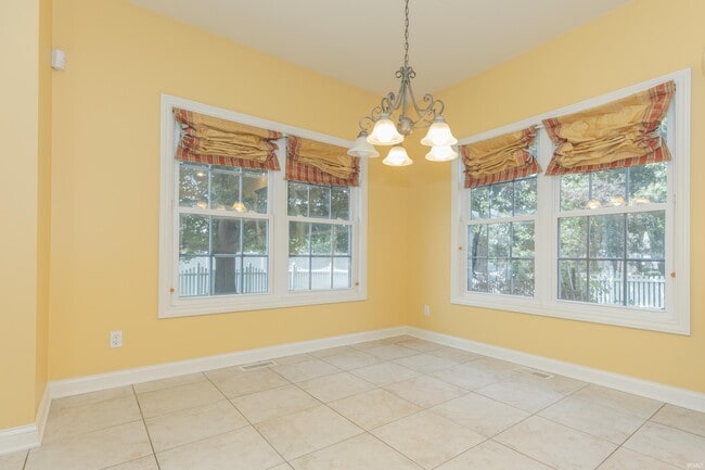 Building Photo - 4595 Prescott Dr