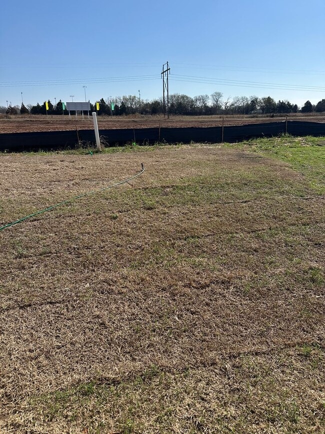 Building Photo - Limited Time Savings — FREE Blackstone Grill — Sign by 6/15! Charming 3 Bed, 2 Bath Home in Purcell