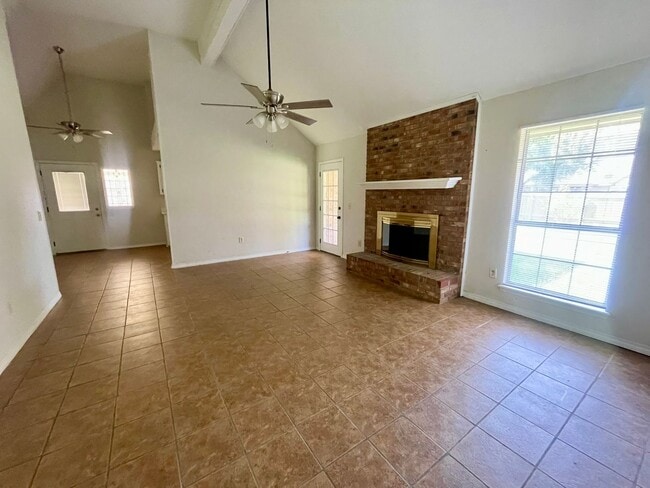 Building Photo - 3/2 for Rent in Flowood!