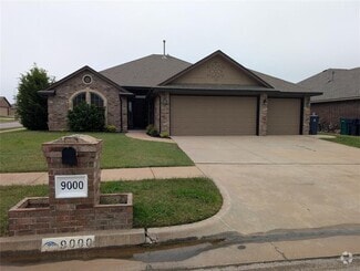 Building Photo - 9000 Lolly Ln