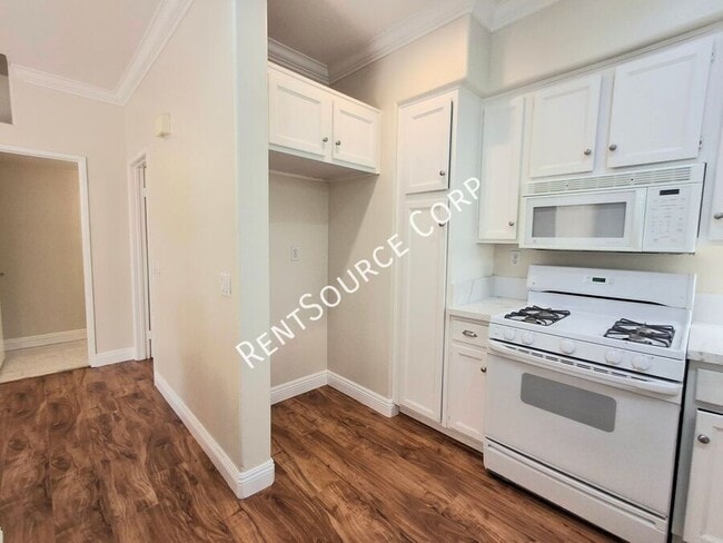 Building Photo - 22900 Cheyenne Dr