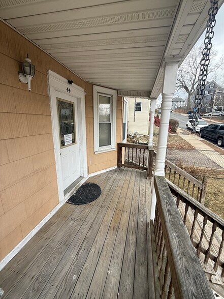 Building Photo - 44 Colberg Ave