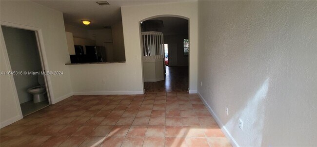 Building Photo - 3421 SW 171st Terrace
