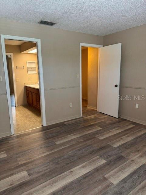 Building Photo - 8559 Pilgrim Ct