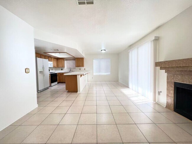 Building Photo - 1241 Pacific Terrace Dr