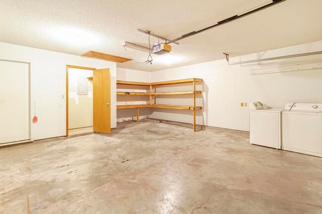 Building Photo - all electric home