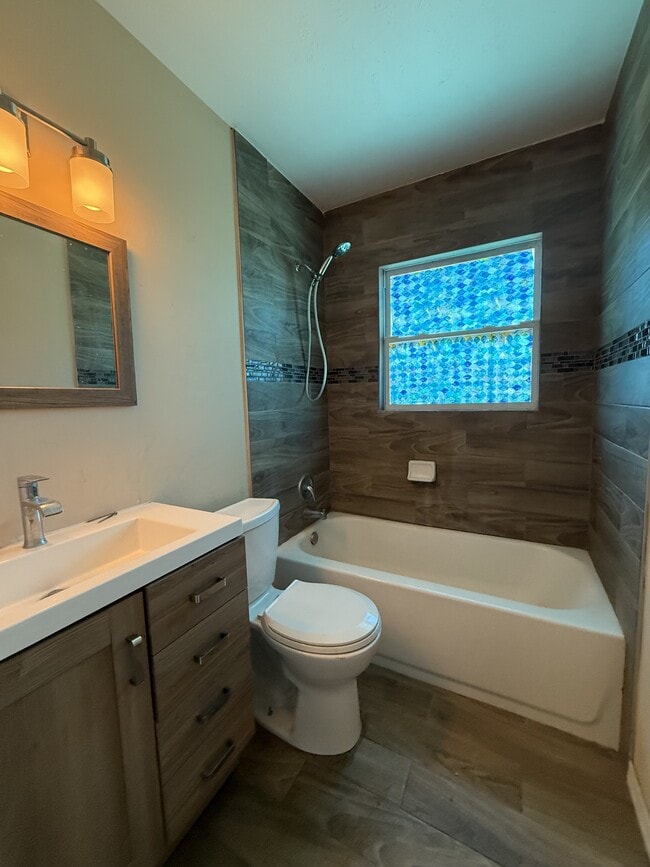 Building Photo - 2236 Wolverton Ct