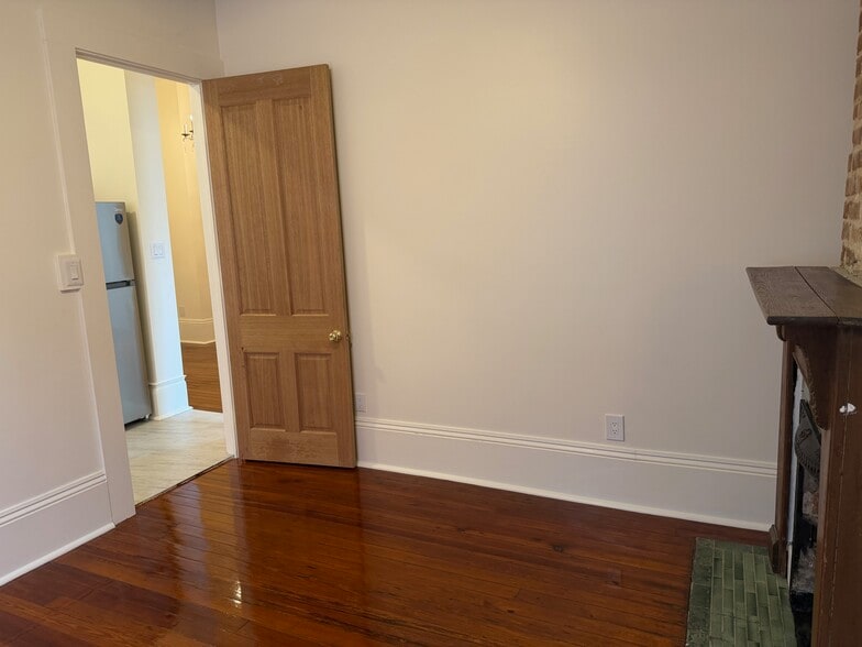 Bedroom 3 - 4223 Prytania St