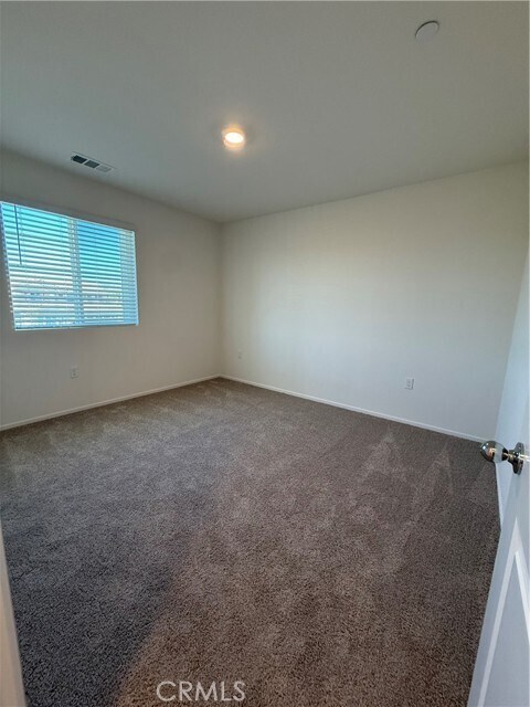 Building Photo - 479 Hollyhock Cir