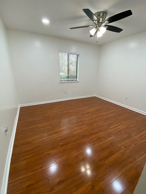 bedroom1 - 1004 Woodland Vlg