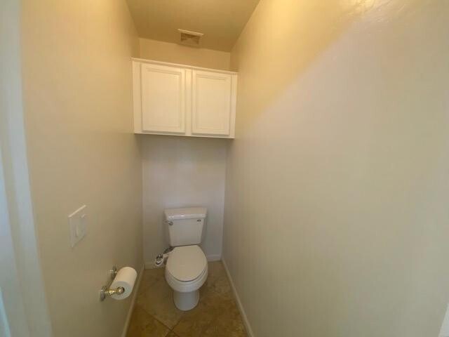 Building Photo - 4240 S Kerby Way