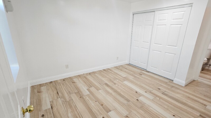 Building Photo - 600 N Willow Ave